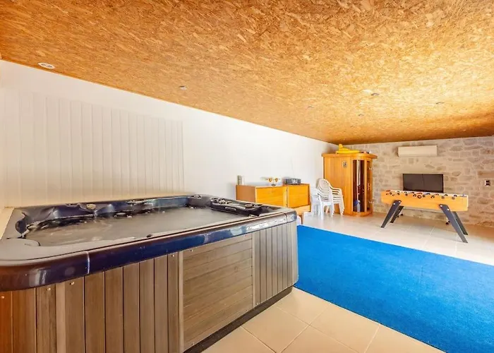 La Maison De Gradille - Piscine 別荘 *