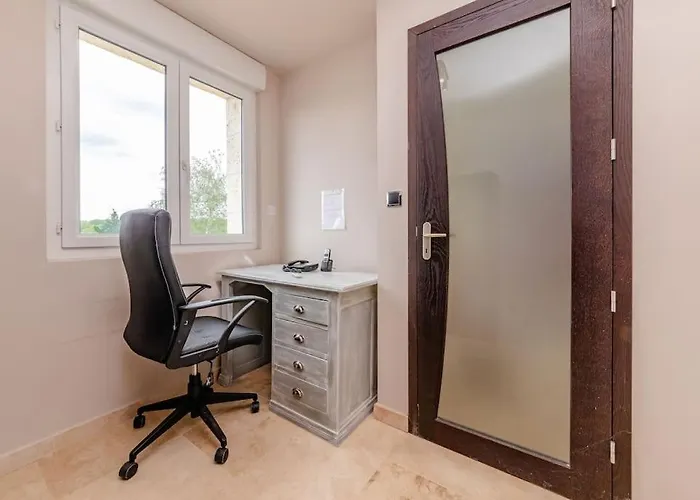 La Maison De Gradille - Piscine * Lisle-sur-Tarn